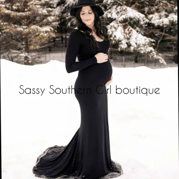 short red and black dress One-shoulder Fitted Long Maternity Photoshoot Dress  Glamix Maternity
